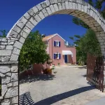 Marianthy Kefalonia Tzamarelata